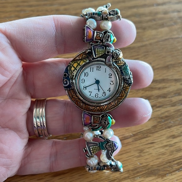 Stretchy Vintage watch bracelet 🌺 - Picture 1 of 4